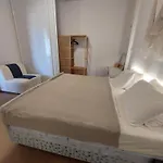 Poli Merikovih דירה *