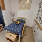 Poli Merikovih * דראמליי