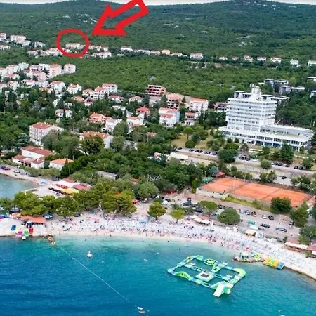 Διαμέρισμα Poli Merikovih *